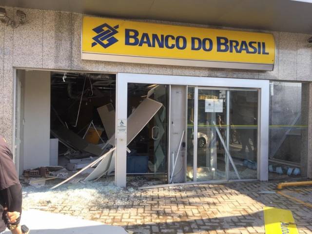 Agência do Banco do Brasil de Santa Cruz da Serra é explodida