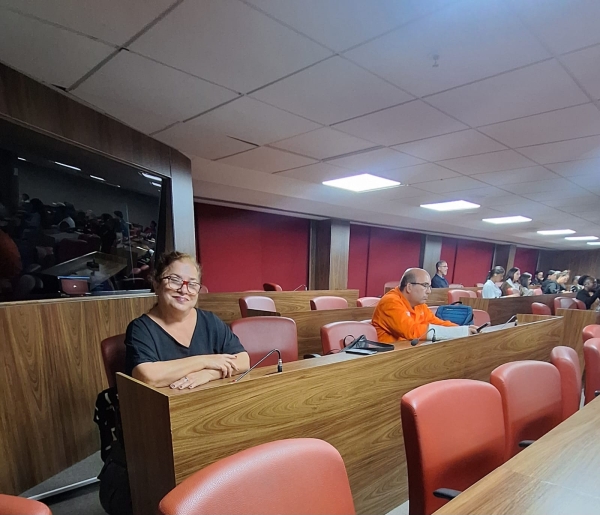 Diretora do Sindicato participa de evento sobre saúde mental na OAB/RJ