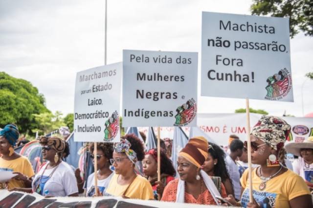 Mulheres negras denunciam racismo e retrocesso