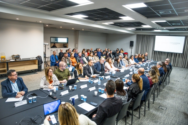 Campanha Nacional: movimento sindical avan&ccedil;a em mesa por Igualdade de Oportunidades