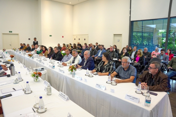 Comando Nacional cobra redução da jornada de trabalho e reajustes nas verbas das cláusulas de Teletrabalho