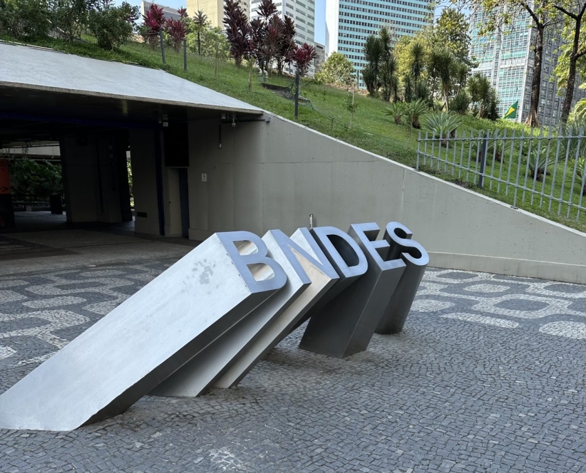 Comissão de Negociação se reúne com o BNDES para avançar na renovação do AJT