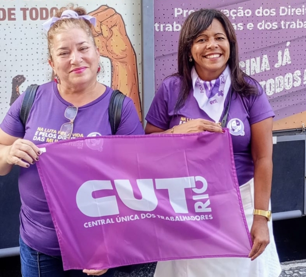 Sindicato dos Bancários da Baixada Fluminense participa de ato pelo Dia Internacional das Mulheres