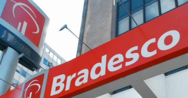 Bancários assinam acordos específicos com o Bradesco