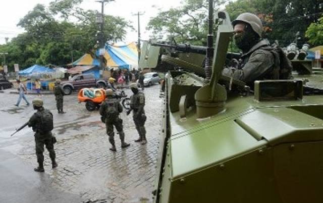 Entidades reúnem denúncias contra ações do exército nas comunidades do Rio