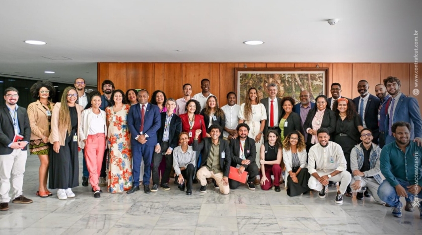 Plano Juventude Negra Viva avança com apoio da Contraf-CUT em reunião no Palácio do Planalto