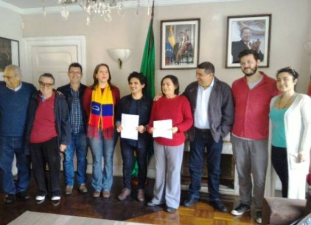 CUT participa de entrega de Manifesto Pela Paz na Venezuela