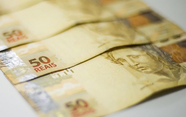 Taxa para cheque especial poderá afetar mesmo quem não usa o limite