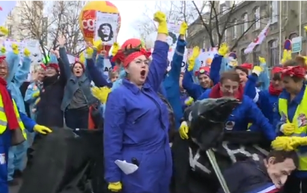 Após protestos, França suspende alteração da idade mínima para aposentadoria