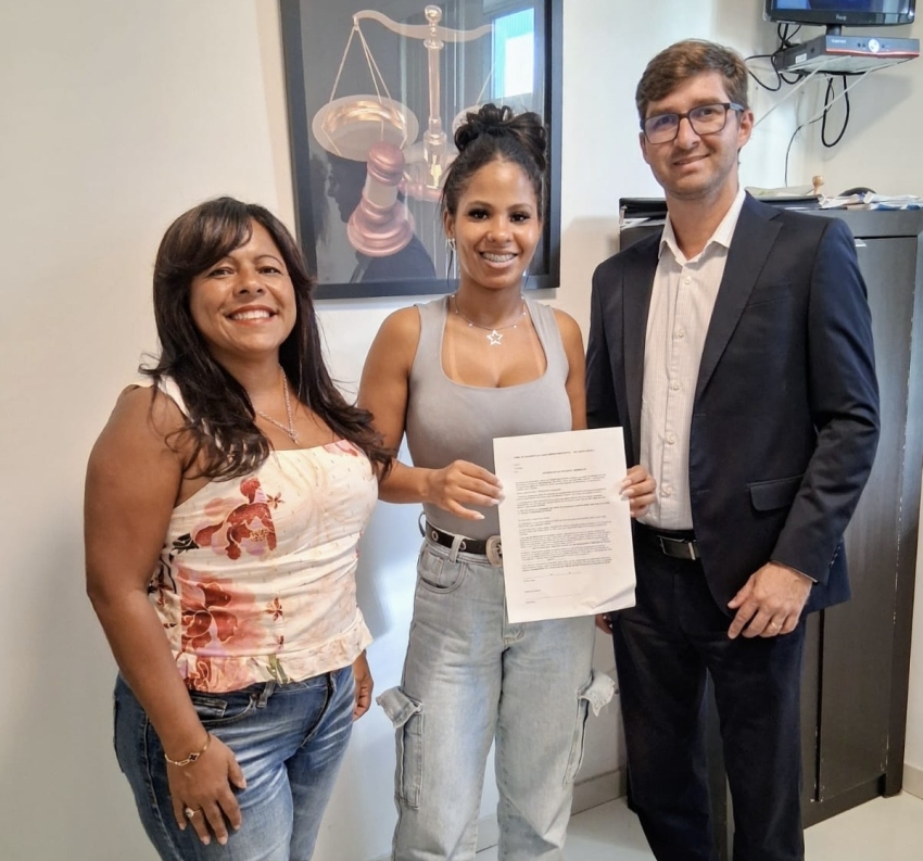 Sindicato dos Bancários da Baixada Fluminense reintegra funcionária do Itaú