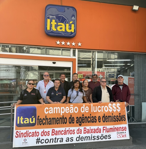 Sindicato protesta contra fechamento de ag&ecirc;ncias e as demiss&otilde;es no Ita&uacute;