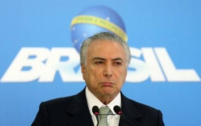 Cortes em programas sociais por Temer abreviam futuro dos brasileiros