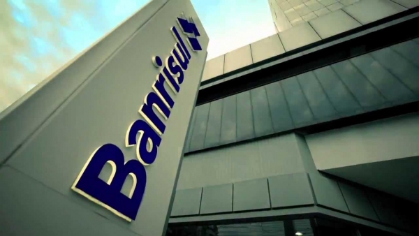 Banrisul anuncia fechamento de agências no RS