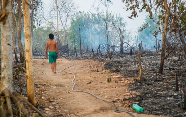 Empresas europeias temem penalizações com incêndios na Amazônia e devem suspender acordos com o Brasil