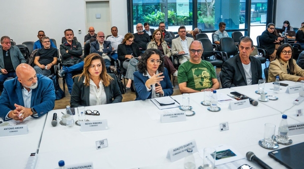 Comando Nacional prop&otilde;e &ldquo;Pacto pela sa&uacute;de dos banc&aacute;rios&rdquo;